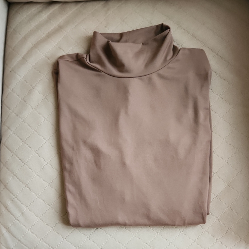 SPANX Long Sleeve Body Suit